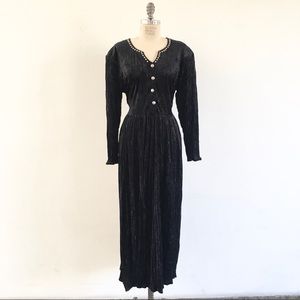 Vintage 80s/90s Western Black Crush Velvet Dress
